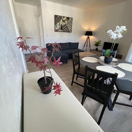 Appartement Renove Tout Equipe, Centre Ville, Proche De La Gare Et Commerce Flers  Exteriör bild