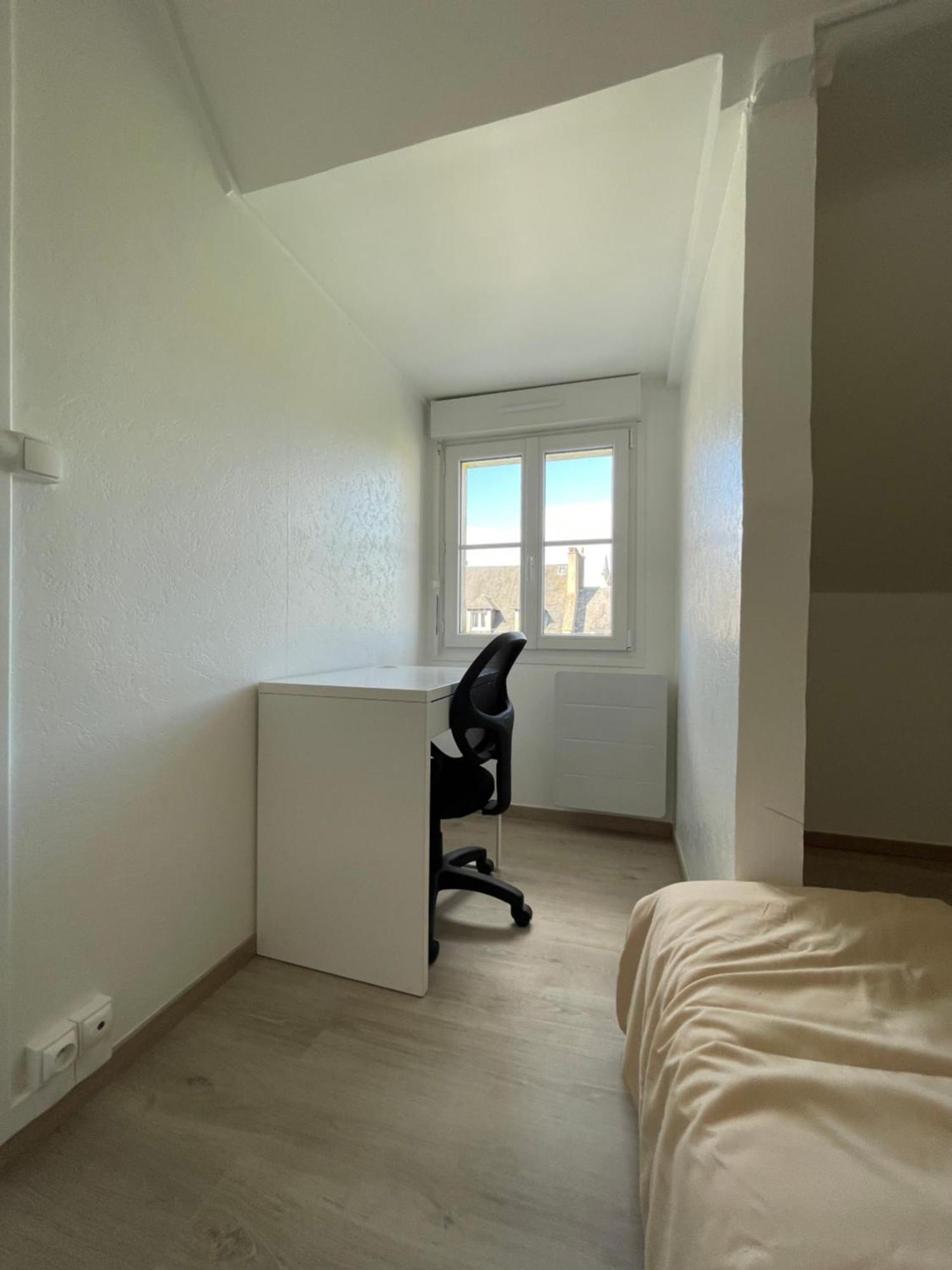 Appartement Renove Tout Equipe, Centre Ville, Proche De La Gare Et Commerce Flers  Exteriör bild