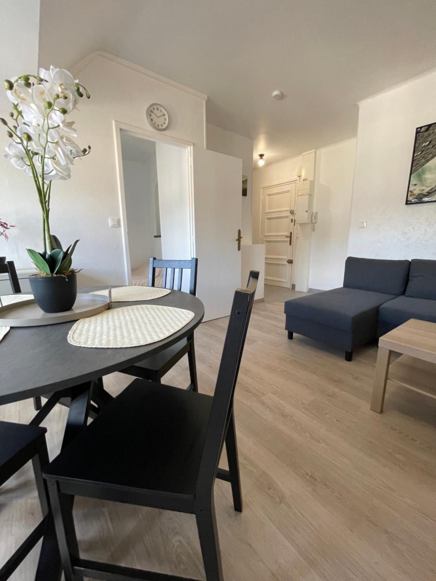Appartement Renove Tout Equipe, Centre Ville, Proche De La Gare Et Commerce Flers  Exteriör bild
