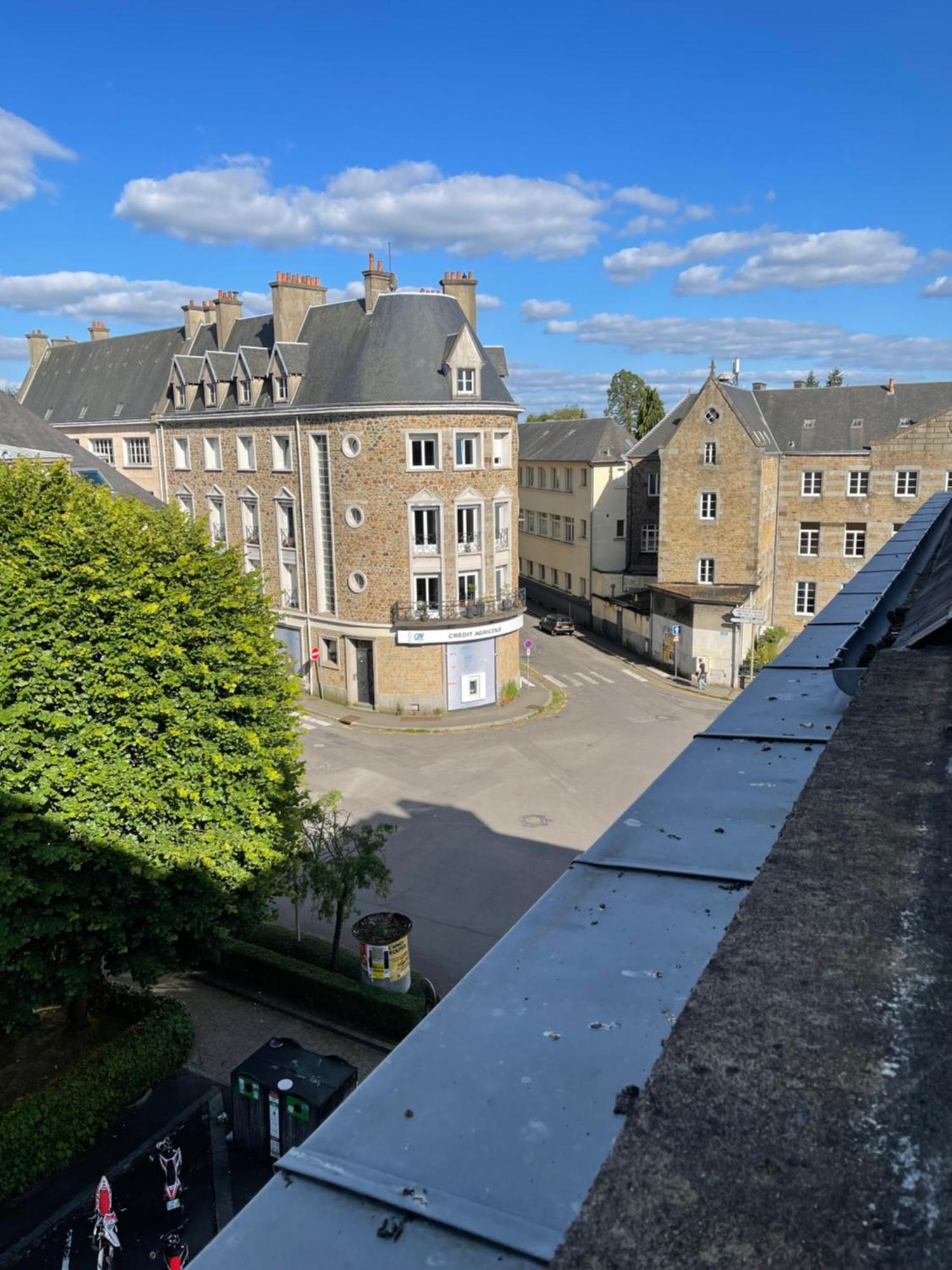 Appartement Renove Tout Equipe, Centre Ville, Proche De La Gare Et Commerce Flers  Exteriör bild