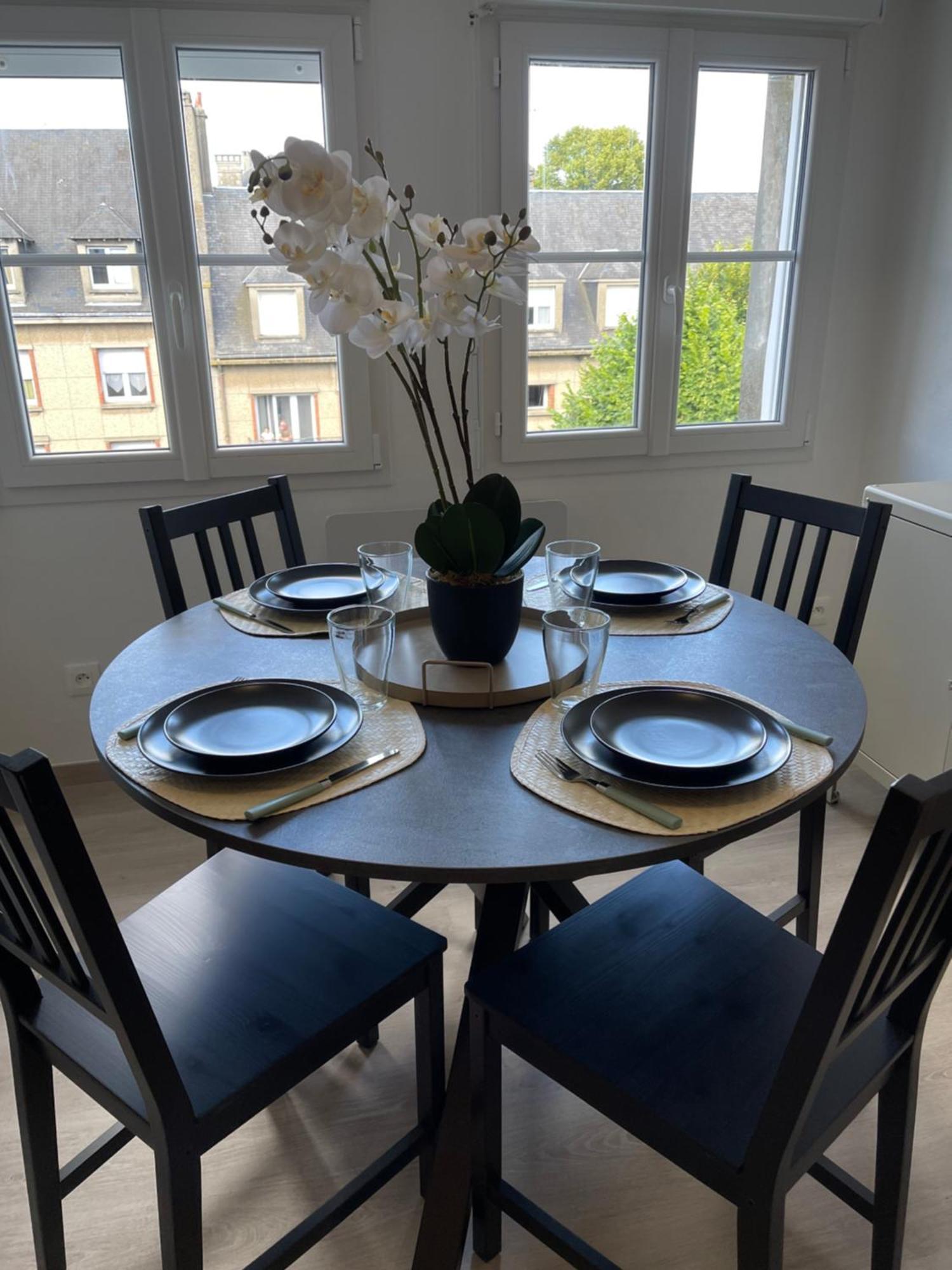 Appartement Renove Tout Equipe, Centre Ville, Proche De La Gare Et Commerce Flers  Exteriör bild