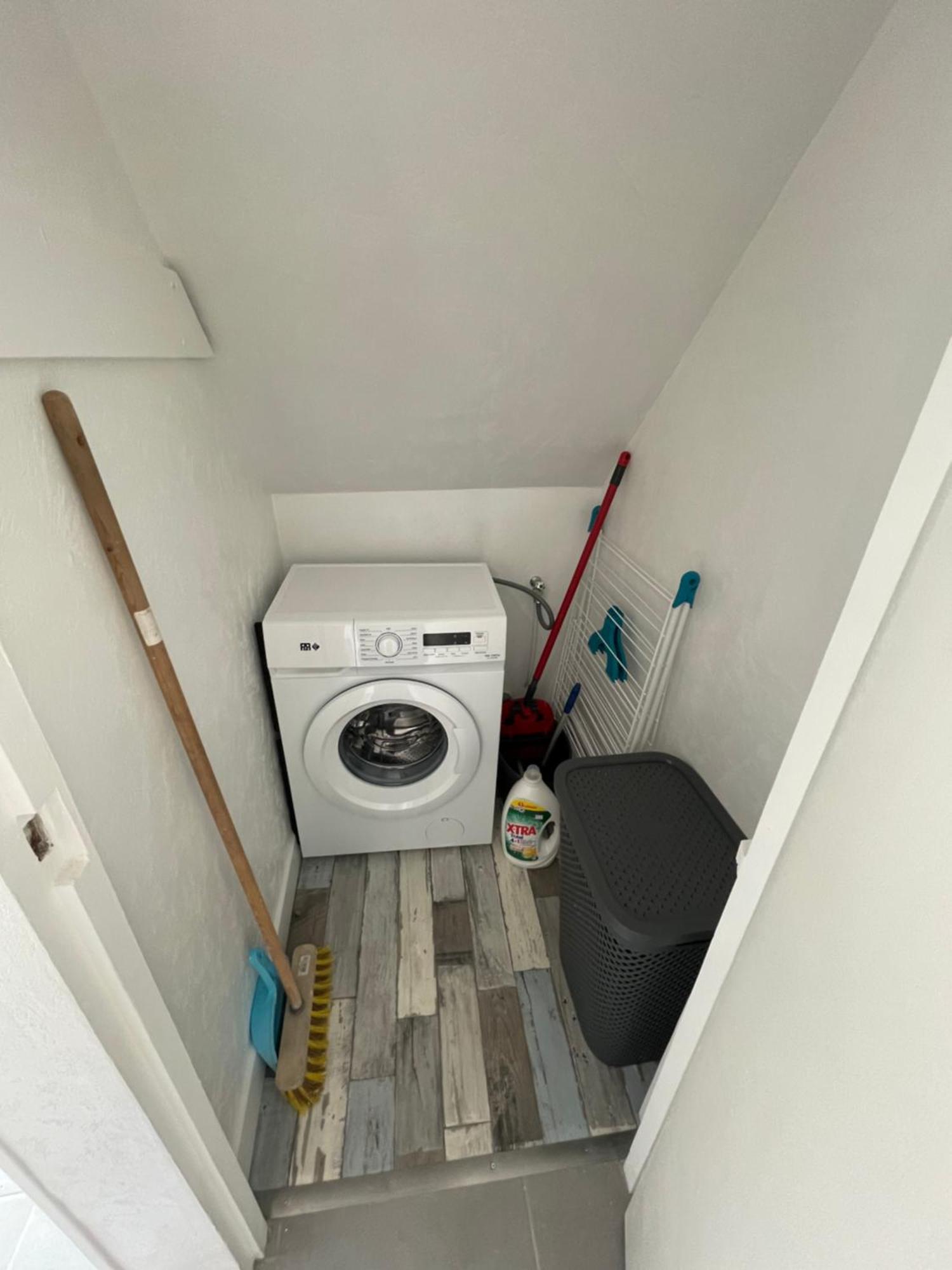 Appartement Renove Tout Equipe, Centre Ville, Proche De La Gare Et Commerce Flers  Exteriör bild